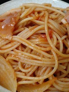 トマト缶シチューで「トマトスパゲッティ」-レシピのメイン写真