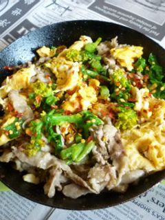 菜の花+豚こま+炒り卵のアヒージョ炒め-レシピのメイン写真