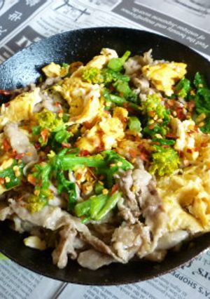 菜の花+豚こま+炒り卵のアヒージョ炒め-レシピのメイン写真