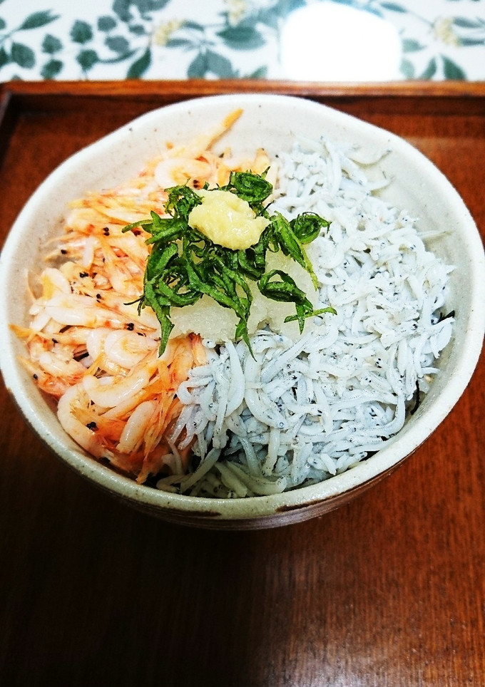 釜揚げ桜えびと釜揚げしらす干しの二色丼-レシピのメイン写真