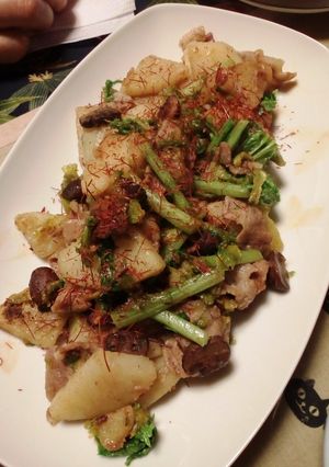 わさび菜とじゃがいも・豚肉の炒めもの-レシピのメイン写真
