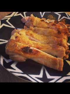 ズボラ必見●簡単おいしい!鶏もも肉塩焼き-レシピのメイン写真