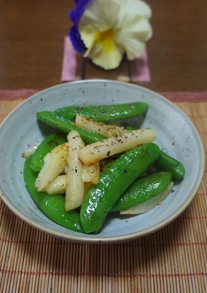 スナップエンドウと新じゃがの炒め物-レシピのメイン写真