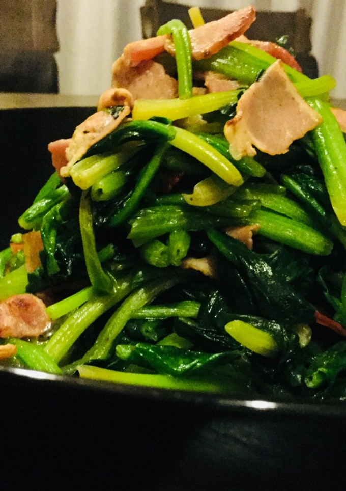 簡単！ほうれん草とベーコンの炒め物-レシピのメイン写真