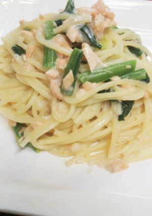 簡単!鮭とほうれん草のクリームパスタ-レシピのメイン写真
