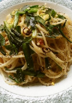 にらのパスタ♪ガーリックバター仕立て☆-レシピのメイン写真