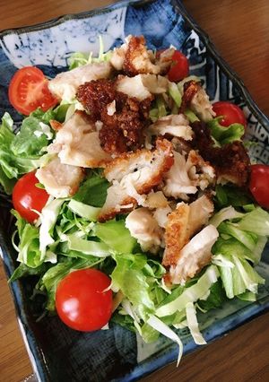 手軽にフライドチキンのグリーンサラダ-レシピのメイン写真