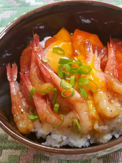 甘海老とサーモンのブラックペッパー漬け丼-レシピのメイン写真