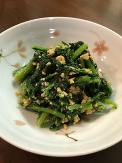 春菊とほうれん草のピーナッツ和え-レシピのメイン写真