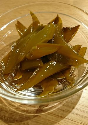 簡単・おつまみ～茎ワカメ(梅味)～-レシピのメイン写真