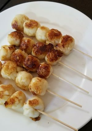 簡単に☆醤油だんご-レシピのメイン写真