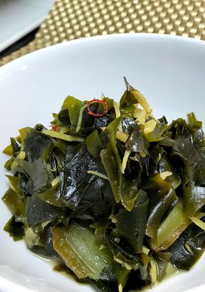 生ワカメと土生姜の炒め物-レシピのメイン写真