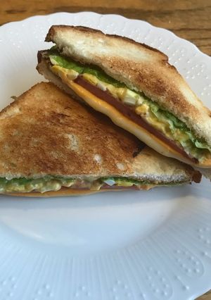 フライパンでチーズ入りホットサンド-レシピのメイン写真