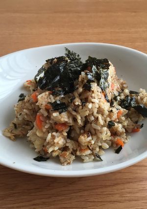 サバ缶でお手軽&栄養満点チャーハン-レシピのメイン写真