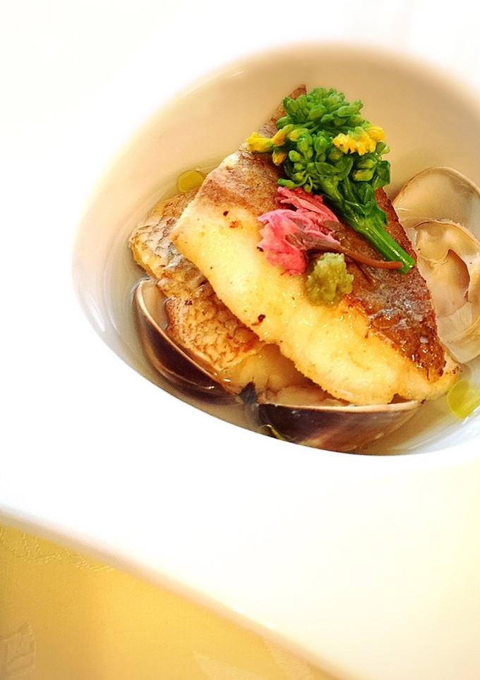 鯛のポワレ・蛤のスープ仕立て-レシピのメイン写真