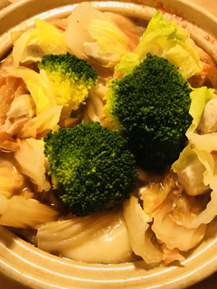 ブロッコリーの野菜鍋☆鶏肉の白菜巻-レシピのメイン写真