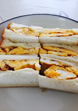 ふわふわ甘い卵焼きサンド-レシピのメイン写真