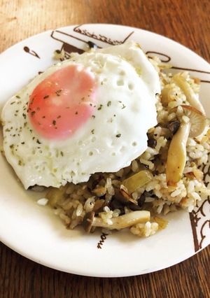 ツナときのこのバジルチャーハン-レシピのメイン写真