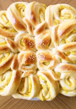 薩摩芋餡と林檎煮のお花ちぎりパン！（２）-レシピのメイン写真