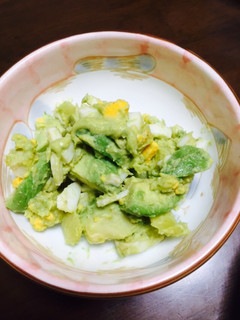 アボカドの簡単サラダ-レシピのメイン写真