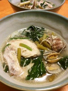 圧力鍋で鳥手羽とアサリの煮込みスープ-レシピのメイン写真