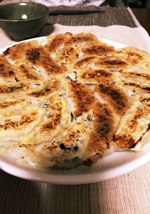 簡単！しっかり歯ごたえれんこん入り餃子-レシピのメイン写真