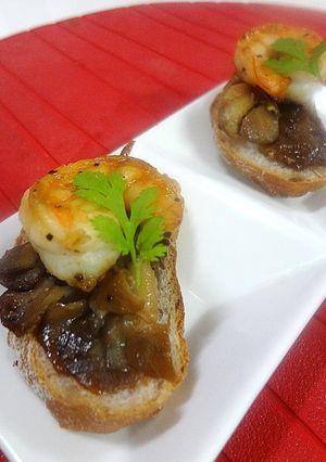 エビと舞茸のブルスケッタ-レシピのメイン写真