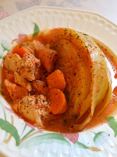 丸ごとキャベツと鶏胸肉のクリームトマト煮-レシピのメイン写真