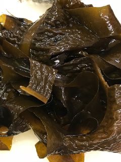 簡単!新物生わかめの下処理-レシピのメイン写真
