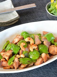 鶏肉とピーマンのグリーンカレー炒め♪-レシピのメイン写真