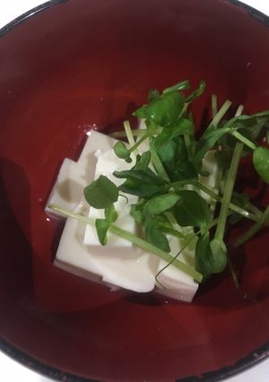 液味噌で簡単♡豆苗の味噌汁-レシピのメイン写真