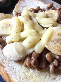 納豆とバナナのチーズトースト-レシピのメイン写真