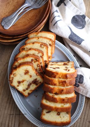 胡桃プラリネクリームチーズ♡バターケーキ-レシピのメイン写真