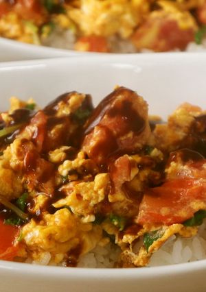 簡単!卵とトマトでたまトマ丼!-レシピのメイン写真