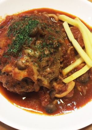 トマト缶で煮込みハンバーグ-レシピのメイン写真