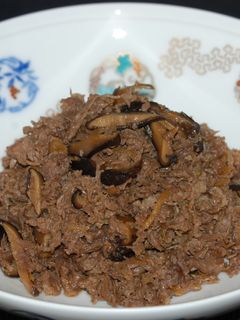 牛肩切り落としと干し椎茸の柔らかしぐれ煮-レシピのメイン写真