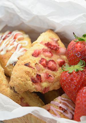 いちごとホワイトチョコのスコーン-レシピのメイン写真