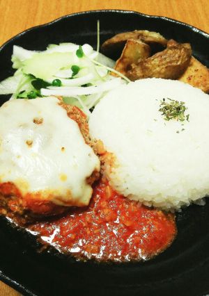 とろとろチーズのトマトハンバーグ-レシピのメイン写真