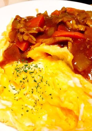 これぞインスタ映え☆見栄え満点オムハヤシ-レシピのメイン写真