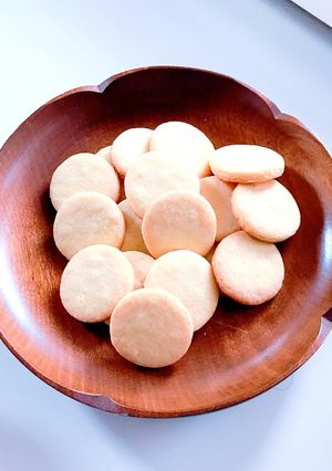 お上品♪しっとりバタークッキー-レシピのメイン写真