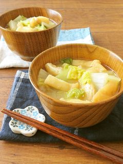 ほっこり簡単♪白菜と薄揚げのお味噌汁-レシピのメイン写真
