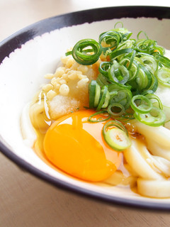 オリーブオイルで釜玉うどん-レシピのメイン写真