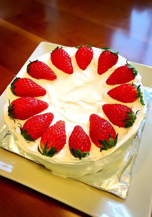 いちごケーキの簡単デコレーション-レシピのメイン写真