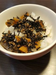 ひじきご飯~ご飯にのっけて~-レシピのメイン写真