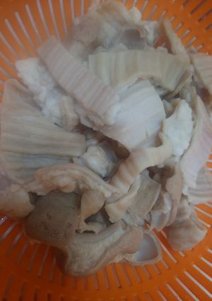 お肉屋さんに聞いた牛モツの下ごしらえ-レシピのメイン写真