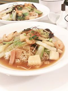 常備食材で中華丼に 美味しい八宝菜丼♪-レシピのメイン写真