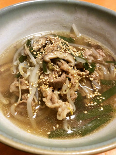 モヤシ牛肉ニラの豆豉醬×鶏ガラスープ-レシピのメイン写真