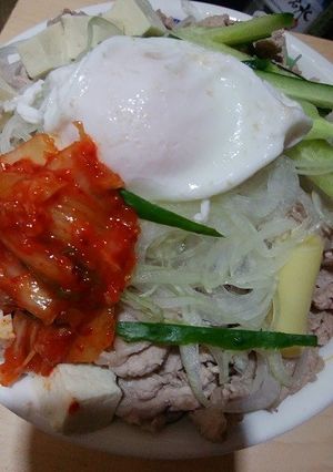 肉うどんサラダ-レシピのメイン写真