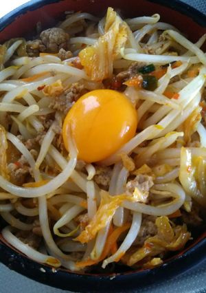 丼にも♪豚ひき肉DEモリモリ豚キムチ☆-レシピのメイン写真