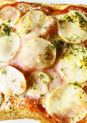 ピザ風☆バターポテト＆チーズハムトースト-レシピのメイン写真